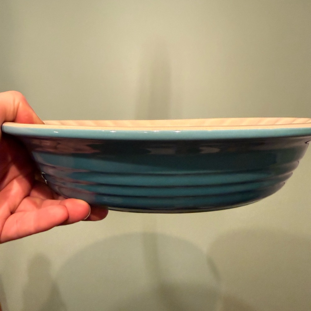 Le Creuset Caribbean Blue Ceramic Pie Dish 9in/22cm
